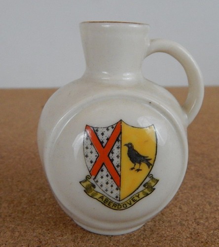 Crested ware tuscan china jug - crested,
