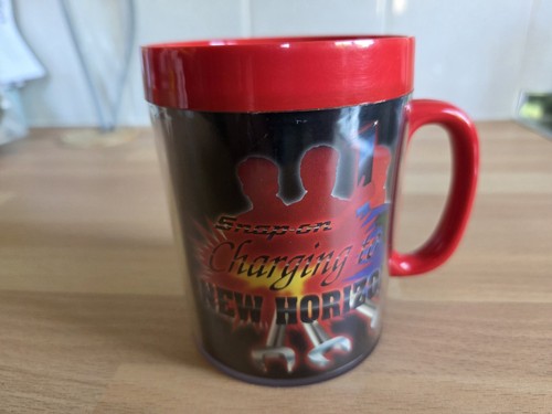 Retro snap thermal mug - on,