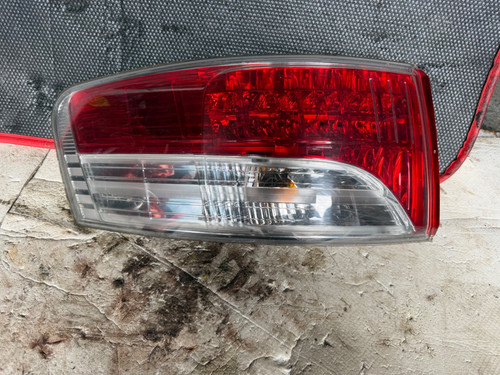 Toyota avensis hatchback - toyota, rear