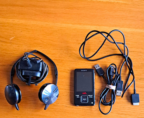 Sony walkman nwz a828 - sony, nwz-a828
