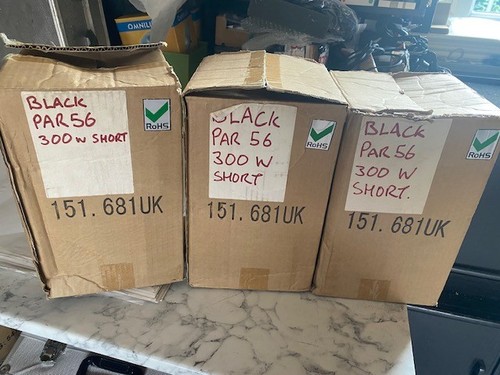 Par short black 300w - par,
