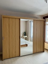 Mirrored Sliding Doors Wardrobe With Mirror