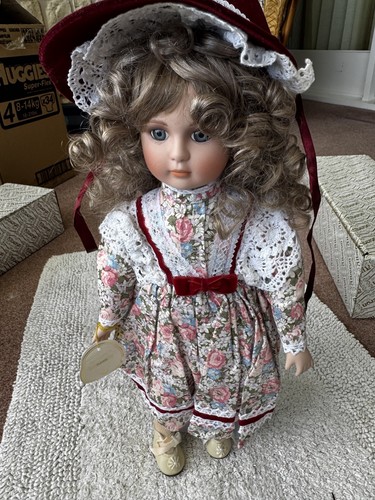 Alberon porcelain doll dawn - alberon,