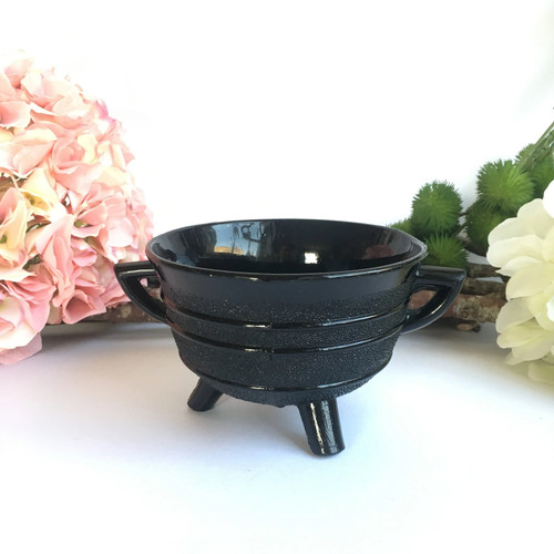 Antique cauldron jet - antique,