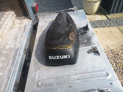Suzuki cs50 seat - suzuki,