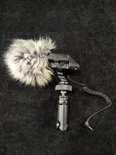 Rode Stereo Video Mic Model N3594 with dead cat. great quality mic + mini tripod