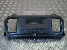 TOYOTA PROACE RADIO CONTROLS +