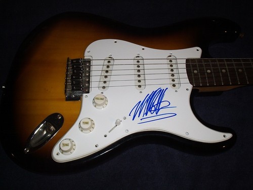 Michael bolton signed - michael, guitar