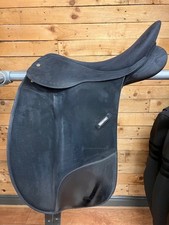 Wintec Pro 17" dressage saddle