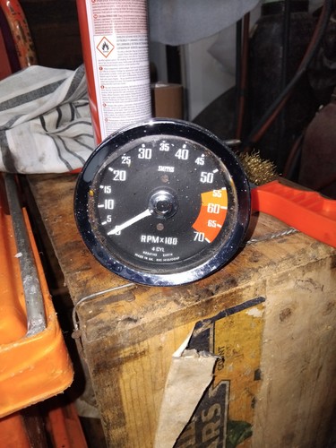 Mgb roadster tachometer - &,