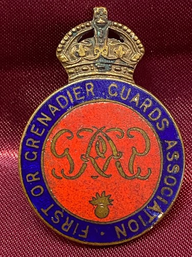 Enamel first grenadier - or,
