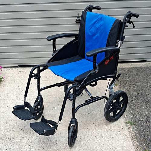 Lite transport wheelchair - r-lite,