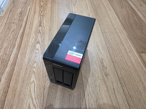 Qnap 251 bay desktop - qnap, 2-bay