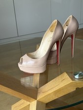 Christian Louboutin Lady Peed