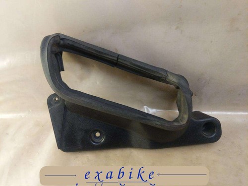 Plastic element right for