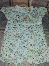 Vintage Disney Classic Pooh Baby Girls Floral Winnie the Pooh Romper Size 6m