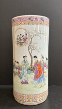 Vintage Chinese Families Rose Porcelain Umbrella Stand