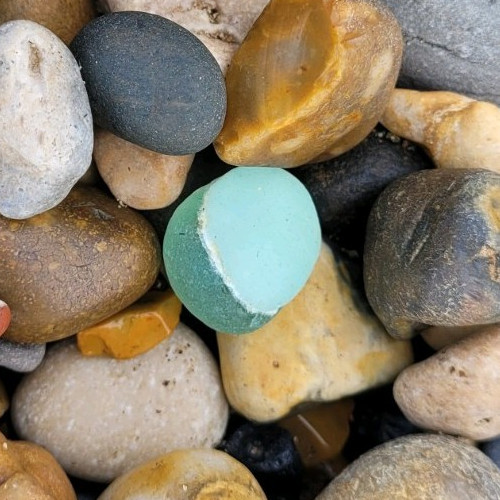2cm sea glass jewellery piece - sea,