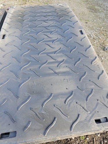 Heavy duty ground mats track - heavy,