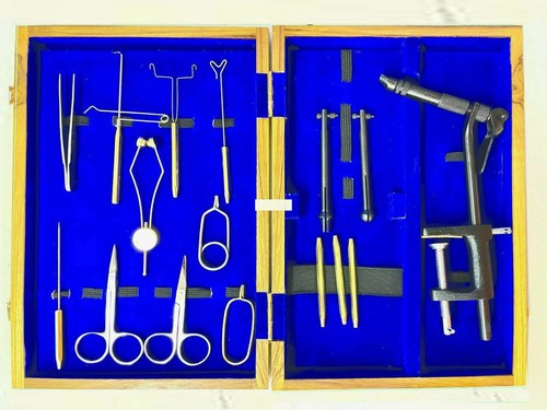 Fly tying kit - a, wooden