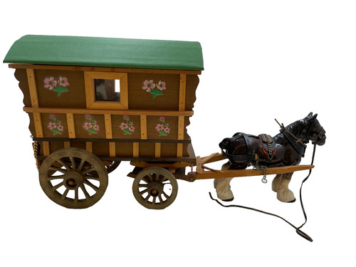 Porcelain shire horse pulling - porcelain,