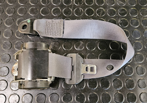 Drivers side seatbelt in - drivers,
