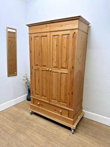 Antique pine farmhouse country - antique,