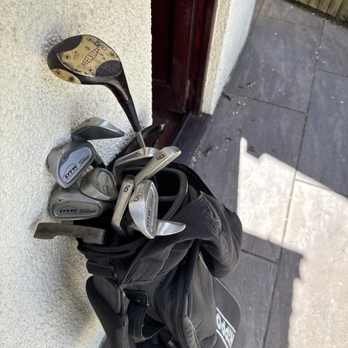 Right handed golf - right-handed, club