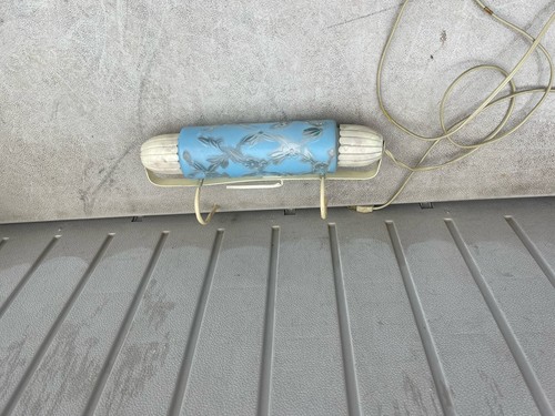 Vintage moulded frosted blue - moulded,