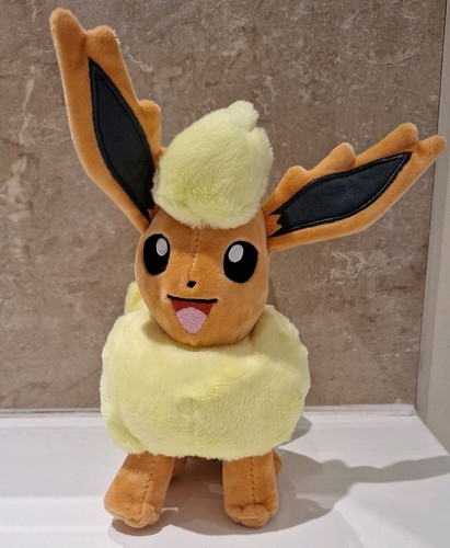Genuine pokémon center - pokémon,