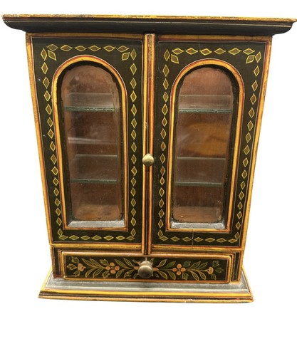 Small antique wooden painted - small,