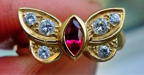 Van cleef and - arpels, gold
