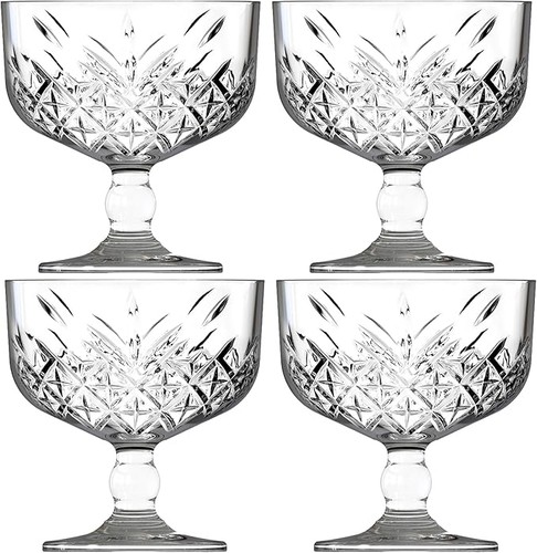 Elegant glass sundae dishes - glass,