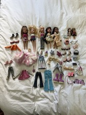 Large Bundle Of Original Bratz