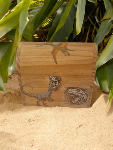 Dinasaur wooden treasure - wooden, chest