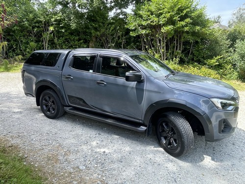 Isuzu dmax cross steel - isuzu,