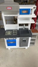 Little Tikes Children’s Play kitchen