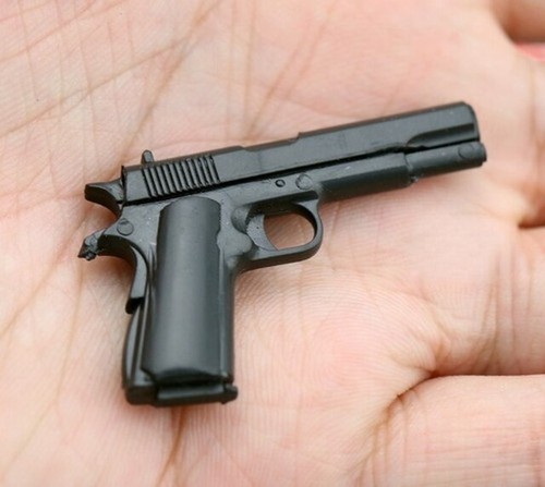 Scale pistols assault - 1/6, pistols/assault