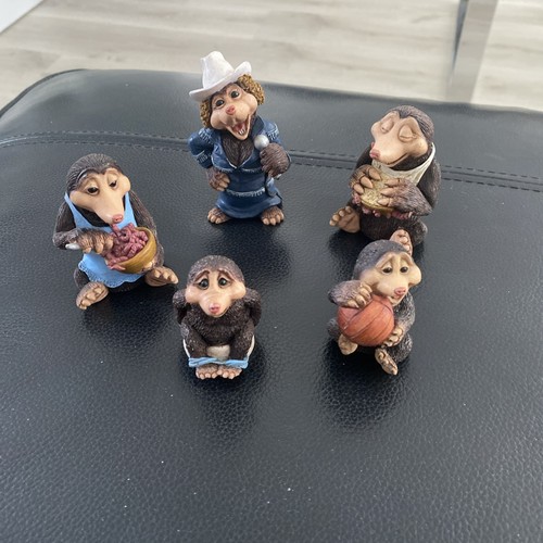 Doverdale designs figures set - figures,