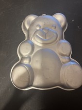Wilton Teddy Bear Cake Pan 2105-4943 2002 Vintage Aluminum Baking Mold