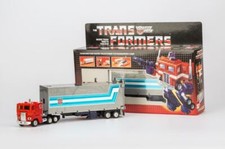 TRANSFORMERS G1 Reissue  Optimus Prime boxed or without box  Free SpeedPAK Ship