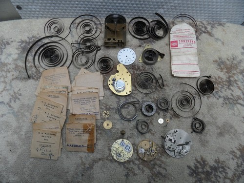 Job lot vintage springs - lot,