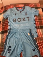 Nottingham Forest Goal Keeper Kit Age 7-8 Kids Top Shirt