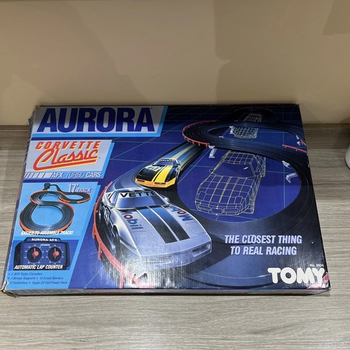 Vintage tomy aurora - tomy,