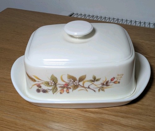 Vintage 1970s 80s melamine - /,