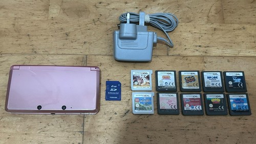Nintendo 3ds console - console, metallic