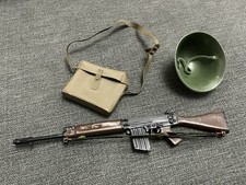  Original 1960s Pedigree Action Man/Tommy Gunn Army fighting soldier Accessories