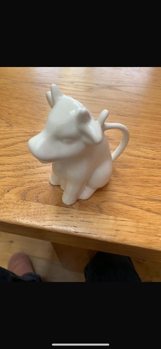 Small white vintage cow milk - small,