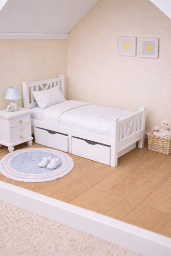 Scale dolls house - 1:12,