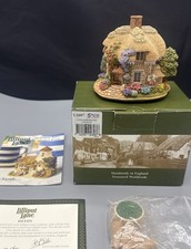 Lilliput Lane LAVENDER BREEZE